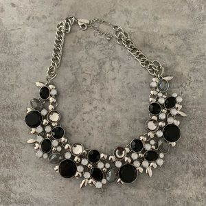 NY & Co. necklace NWOT
